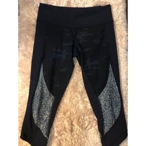 Dark Navy&Camo Lululemon Crop Leggings